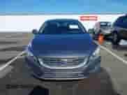 2017 Volvo S60 Inscription с VIN LYV402HK7HB120640, выставлен на аукционе IAAI как лот 41583114 с пробегом 71 884 миль миль и . История ставок и продаж доступна на DreamBid. Изображение 12.