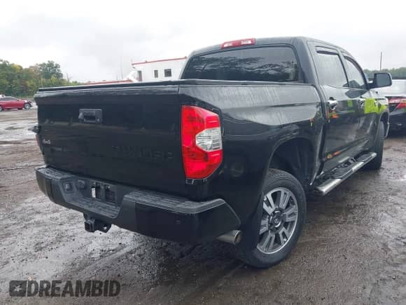 2019 Toyota Tundra SR5 с VIN 5TFAY5F15KX792392, выставлен на аукционе IAAI как лот 43157300 с пробегом 73 246 миль миль и . История ставок и продаж доступна на DreamBid. Изображение 4.