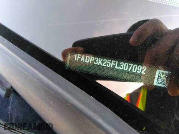 2015 Ford Focus SE с VIN 1FADP3K25FL307092, выставлен на аукционе IAAI как лот 41883767 с пробегом 89 381 миль миль и . История ставок и продаж доступна на DreamBid. Изображение 9.