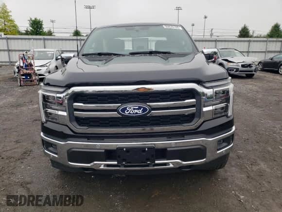 2025 Ford F-150 Lariat с VIN 1FTFW5LD5SFA45844, выставлен на аукционе Copart как лот 71048705 с пробегом 868 миль миль и Списание • Salvage title. История ставок и продаж доступна на DreamBid. Изображение 5.