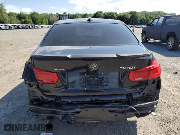 2016 BMW 3 Series 320i xDrive с VIN WBA8A3C5XGK689453, выставлен на аукционе Copart как лот 64400555 с пробегом 127 294 миль миль и Списание • Salvage title. История ставок и продаж доступна на DreamBid. Изображение 6.