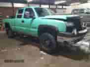 2006 Chevrolet Silverado 2500HD LS z VIN 1GCHK29U66E240602, wystawiony jako Copart lot #42244505 z przebiegiem 200 468 mil mil oraz Szkoda całkowita • Salvage title. Historia ofert i sprzedaży dostępna na DreamBid. Obrazek 4.