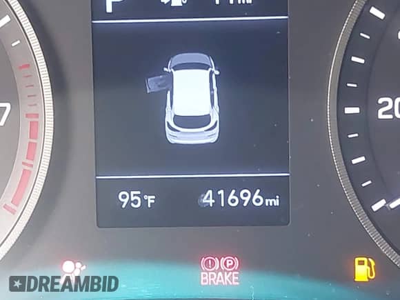 2020 Hyundai Tucson Sport with VIN KM8J33AL7LU198753, listed as a IAAI auction lot 42776845 with 41,696 mi miles and . Bid and sale history available at DreamBid. Image 16.