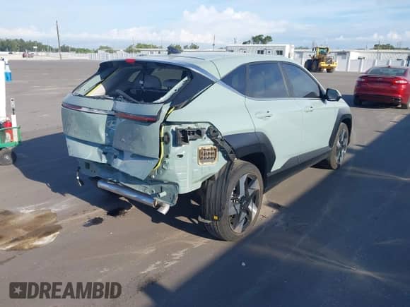 2024 Hyundai Kona Limited с VIN KM8HE3A34RU105978, выставлен на аукционе IAAI как лот 43223647 с пробегом 6 720 миль миль и . История ставок и продаж доступна на DreamBid. Изображение 4.