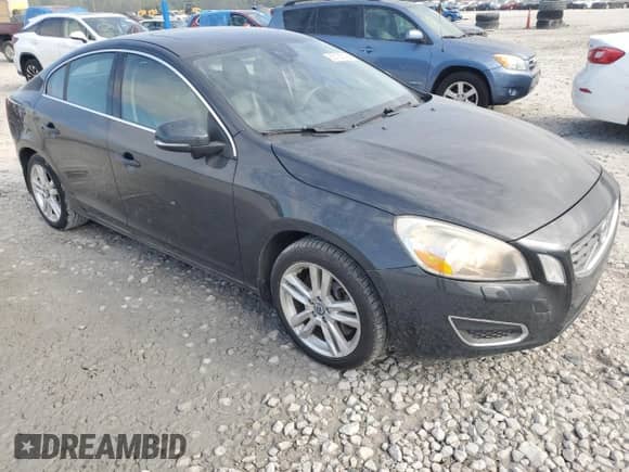 2012 Volvo S60 T5 с VIN YV1622FS0C2055530, выставлен на аукционе Copart как лот 85185005 с пробегом 125 141 миль миль и Чистый • Clean title. История ставок и продаж доступна на DreamBid. Изображение 4.