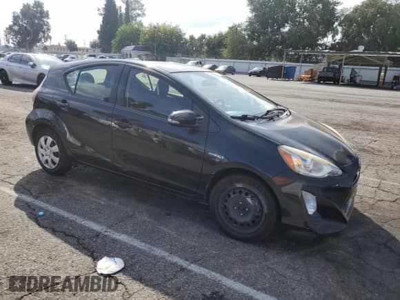 2016 Toyota Prius One z VIN JTDKDTB30G1120942, wystawiony jako Copart lot #84733835 z przebiegiem 156 034 mil mil oraz Szkoda całkowita • Salvage title. Historia ofert i sprzedaży dostępna na DreamBid. Obrazek 4.