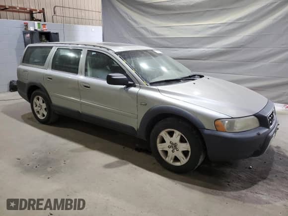 2005 Volvo XC70 с VIN YV1SZ592051196839, выставлен на аукционе Copart как лот 70415715 с пробегом Не указан миль и Чистый • Clean title. История ставок и продаж доступна на DreamBid. Изображение 4.