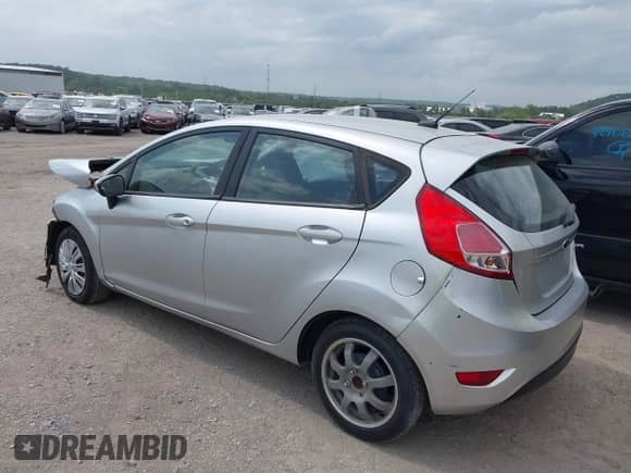 2014 Ford Fiesta S z VIN 3FADP4TJ9EM212897, wystawiony jako IAAI lot #42422212 z przebiegiem Nie podano mil oraz . Historia ofert i sprzedaży dostępna na DreamBid. Obrazek 3.