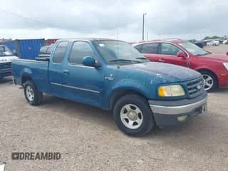 2000 Ford F-150 XL z VIN 1FTZX1722YNB23944, wystawiony jako IAAI lot #42618183 z przebiegiem 223 986 mil mil oraz . Historia ofert i sprzedaży dostępna na DreamBid. Obrazek 1.