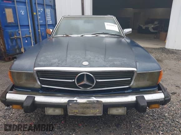 1985 Mercedes-Benz 380 with VIN WDBBA45C1FA018962, listed as a IAAI auction lot 42449076 with 142,436 mi miles and . Bid and sale history available at DreamBid. Image 12.