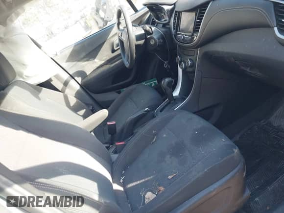 2020 Chevrolet Trax LS с VIN 3GNCJNSB9LL136938, выставлен на аукционе IAAI как лот 41218369 с пробегом 54 224 миль миль и . История ставок и продаж доступна на DreamBid. Изображение 5.