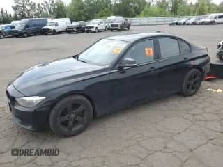 2012 BMW 3 Series 328i с VIN WBA3C1C56CF430745, выставлен на аукционе Copart как лот 67407875 с пробегом 132 814 миль миль и Списание • Salvage title. История ставок и продаж доступна на DreamBid. Изображение 1.