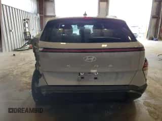 2024 Hyundai Kona SEL с VIN KM8HB3AB3RU183085, выставлен на аукционе Copart как лот 84559444 с пробегом Не указан миль и На запчасти • Non repairable. История ставок и продаж доступна на DreamBid. Изображение 6.