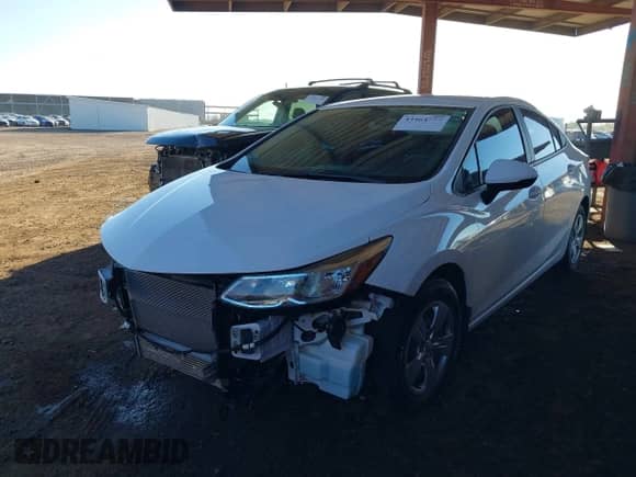 2017 Chevrolet Cruze LS с VIN 1G1BC5SM8H7111341, выставлен на аукционе IAAI как лот 43464777 с пробегом 52 620 миль миль и . История ставок и продаж доступна на DreamBid. Изображение 2.