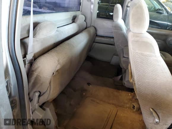 1999 Chevrolet Silverado 1500 with VIN 1GCEC19R1XR147244, listed as a Copart auction lot 48353905 with 264,369 mi miles and Salvage title. Bid and sale history available at DreamBid. Image 10.