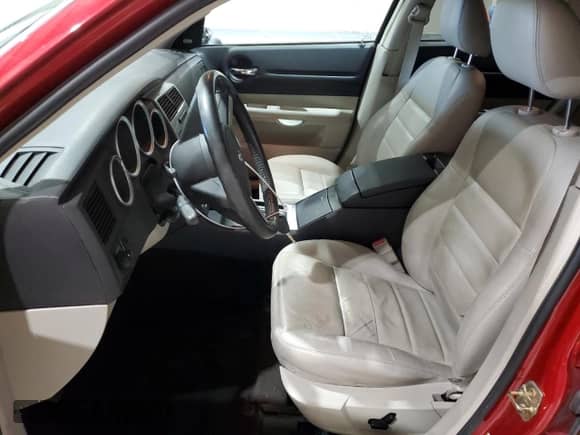 2006 Dodge Magnum R/T with VIN 2D4GV57256H203686, listed as a Copart auction lot 75424394 with 111,610 mi miles and Salvage title. Bid and sale history available at DreamBid. Image 7.