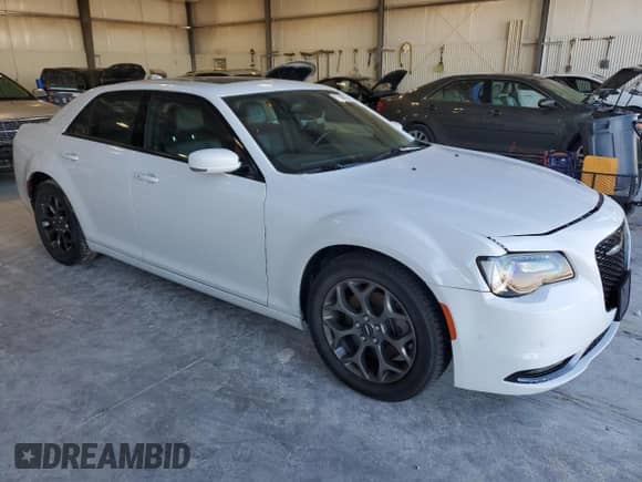 2016 Chrysler 300 S с VIN 2C3CCAGG5GH198632, выставлен на аукционе Copart как лот 85666865 с пробегом 140 883 миль миль и Списание • Salvage title. История ставок и продаж доступна на DreamBid. Изображение 4.
