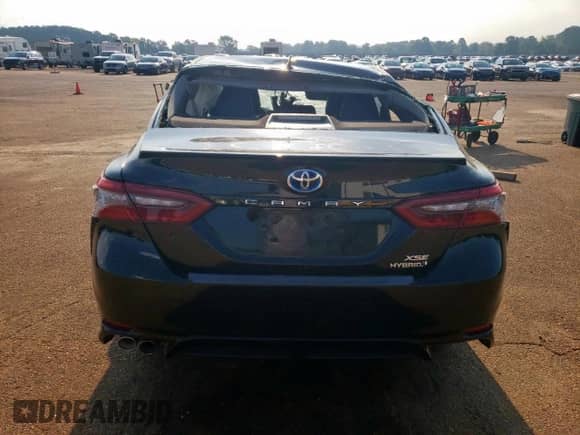 2022 Toyota Camry Hybrid XSE z VIN 4T1K31AK8NU570927, wystawiony jako Copart lot #68264105 z przebiegiem 53 713 mil mil oraz Szkoda całkowita • Salvage title. Historia ofert i sprzedaży dostępna na DreamBid. Obrazek 6.