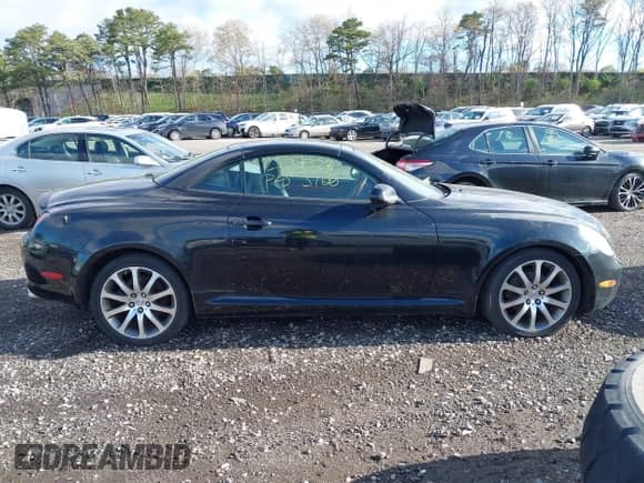 2002 Lexus SC 430 с VIN JTHFN48Y220015436, выставлен на аукционе IAAI как лот 42142448 с пробегом Не указан миль и . История ставок и продаж доступна на DreamBid. Изображение 12.