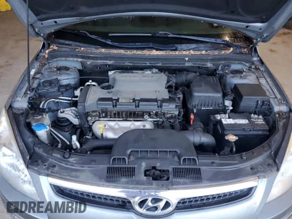 2011 Hyundai Elantra GLS z VIN KMHDB8AE2BU090473, wystawiony jako Copart lot #84245305 z przebiegiem 96 054 mil mil oraz Szkoda całkowita • Salvage title. Historia ofert i sprzedaży dostępna na DreamBid. Obrazek 11.