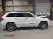 2019 Jeep Grand Cherokee High Altitude z VIN 1C4RJFCG0KC579217, wystawiony jako IAAI lot #42405303 z przebiegiem 83 570 mil mil oraz . Historia ofert i sprzedaży dostępna na DreamBid. Obrazek 13.