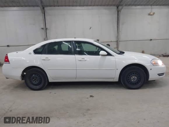 2007 Chevrolet Impala Police Police с VIN 2G1WS55R879373580, выставлен на аукционе IAAI как лот 42897105 с пробегом 59 098 миль миль и . История ставок и продаж доступна на DreamBid. Изображение 13.
