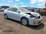 2013 Toyota Camry LE z VIN 4T1BD1FK1DU065025, wystawiony jako IAAI lot #42749481 z przebiegiem 88 374 mil mil oraz . Historia ofert i sprzedaży dostępna na DreamBid. Obrazek 1.