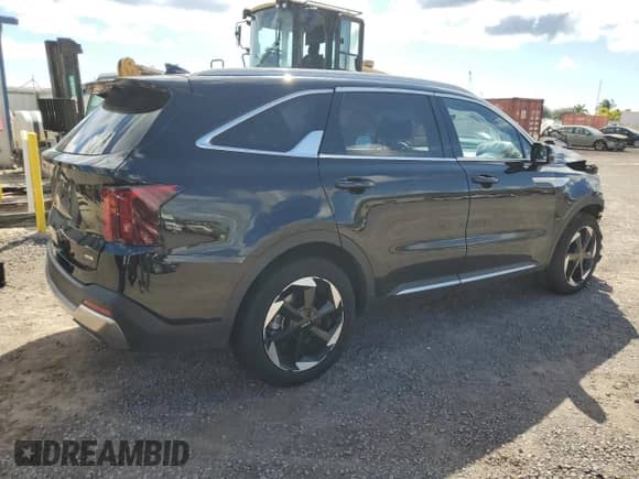 2025 Kia Sorento EX z VIN KNDRHDJG4S5288842, wystawiony jako Copart lot #58067335 z przebiegiem 5 172 mil mil oraz Szkoda całkowita • Salvage title. Historia ofert i sprzedaży dostępna na DreamBid. Obrazek 3.