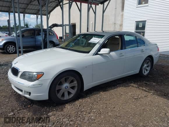 2006 BMW 7 Series 750i z VIN WBAHL83586DT04272, wystawiony jako IAAI lot #43068372 z przebiegiem 144 074 mil mil oraz . Historia ofert i sprzedaży dostępna na DreamBid. Obrazek 18.