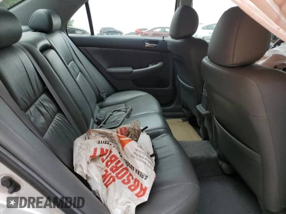 2006 Honda Accord EX-L z VIN 1HGCM66576A068422, wystawiony jako Copart lot #67962805 z przebiegiem Nie podano mil oraz Szkoda całkowita • Salvage title. Historia ofert i sprzedaży dostępna na DreamBid. Obrazek 10.