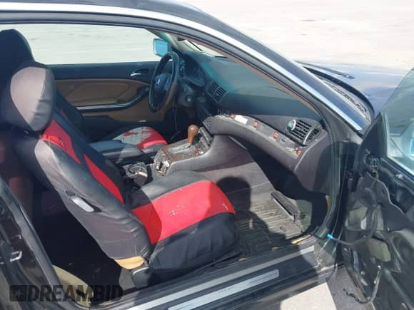 2004 BMW 3 Series 325Ci with VIN WBABD33474PL02716, listed as a IAAI auction lot 43424930 with 146,749 mi miles and . Bid and sale history available at DreamBid. Image 5.