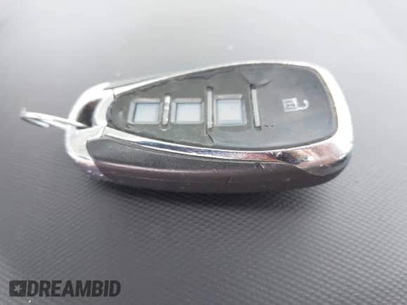 2018 Chevrolet Sonic Premier z VIN 1G1JF6SB6J4121932, wystawiony jako IAAI lot #42502568 z przebiegiem 93 055 mil mil oraz . Historia ofert i sprzedaży dostępna na DreamBid. Obrazek 11.