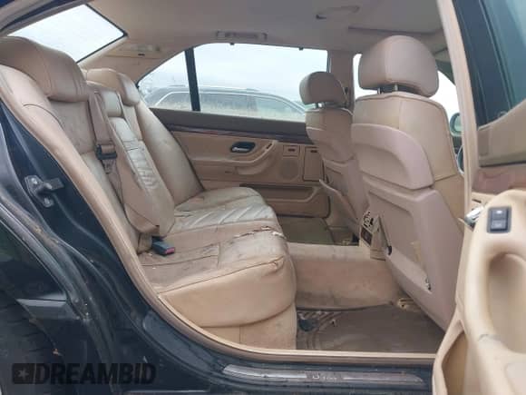 2001 BMW 7 Series 740iL with VIN WBAGH83411DP28499, listed as a IAAI auction lot 42278492 with Not provided miles and . Bid and sale history available at DreamBid. Image 8.