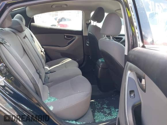 2014 Hyundai Elantra SE с VIN 5NPDH4AE2EH539208, выставлен на аукционе IAAI как лот 43142634 с пробегом 269 745 миль миль и . История ставок и продаж доступна на DreamBid. Изображение 8.