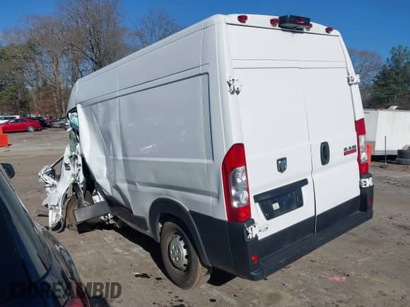 2020 Ram ProMaster Cargo z VIN 3C6TRVBG8LE127219, wystawiony jako IAAI lot #41229938 z przebiegiem Nie podano mil oraz . Historia ofert i sprzedaży dostępna na DreamBid. Obrazek 3.