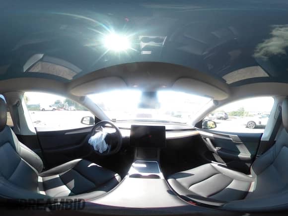 2023 Tesla Model Y Long Range z VIN 7SAYGDEE0PA201841, wystawiony jako IAAI lot #43158634 z przebiegiem 10 356 mil mil oraz . Historia ofert i sprzedaży dostępna na DreamBid. Obrazek 18.