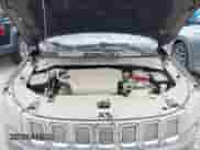 2019 Jeep Compass Latitude z VIN 3C4NJDBB5KT689600, wystawiony jako IAAI lot #43019885 z przebiegiem Nie podano mil oraz . Historia ofert i sprzedaży dostępna na DreamBid. Obrazek 10.