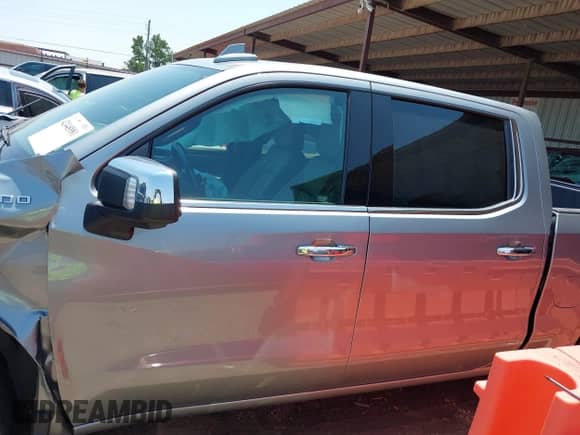 2023 Chevrolet Silverado 1500 LTZ с VIN 2GCPAEED9P1111245, выставлен на аукционе IAAI как лот 42448981 с пробегом 57 321 миль миль и . История ставок и продаж доступна на DreamBid. Изображение 15.
