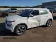 2021 Hyundai Venue SEL с VIN KMHRC8A37MU072667, выставлен на аукционе Copart как лот 75589524 с пробегом 77 979 миль миль и Списание • Salvage title. История ставок и продаж доступна на DreamBid. Изображение 1.
