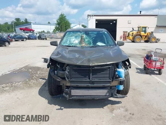 2024 Chevrolet Equinox LT with VIN 3GNAXUEG9RL175027, listed as a IAAI auction lot 42721621 with 18,209 mi miles and . Bid and sale history available at DreamBid. Image 13.