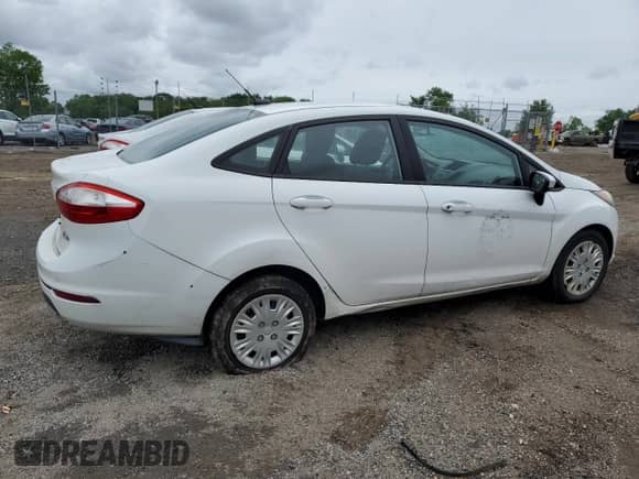 2014 Ford Fiesta S z VIN 3FADP4AJ1EM125465, wystawiony jako Copart lot #57954905 z przebiegiem 91 955 mil mil oraz Nie do naprawy • Non repairable. Historia ofert i sprzedaży dostępna na DreamBid. Obrazek 3.