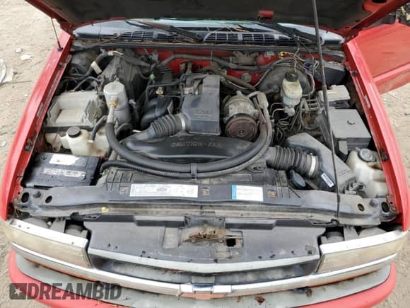 2000 Chevrolet S-10 LS с VIN 1GCCS1952Y8251918, выставлен на аукционе Copart как лот 84482795 с пробегом 92 266 миль миль и Списание • Salvage title. История ставок и продаж доступна на DreamBid. Изображение 11.