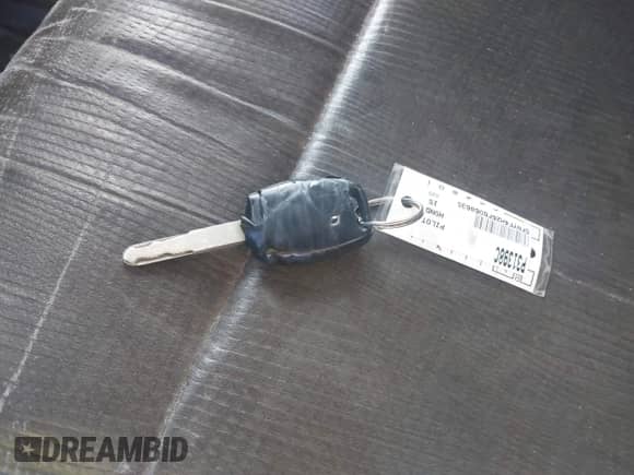 2015 Honda Pilot LX z VIN 5FNYF4H26FB068635, wystawiony jako IAAI lot #43550544 z przebiegiem 168 396 mil mil oraz . Historia ofert i sprzedaży dostępna na DreamBid. Obrazek 11.