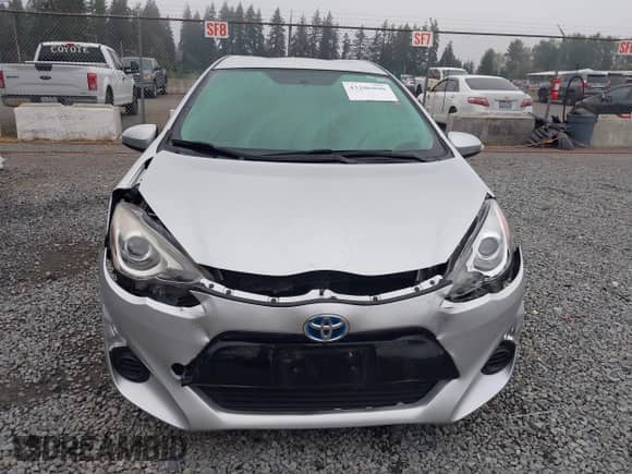 2015 Toyota Prius One z VIN JTDKDTB35F1577860, wystawiony jako IAAI lot #43206890 z przebiegiem 96 755 mil mil oraz . Historia ofert i sprzedaży dostępna na DreamBid. Obrazek 12.