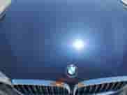 2019 BMW 5 Series 530e xDrive z VIN WBAJB1C56KB375522, wystawiony jako Copart lot #61953645 z przebiegiem 81 216 mil mil oraz Czysty tytuł • Clean title. Historia ofert i sprzedaży dostępna na DreamBid. Obrazek 11.