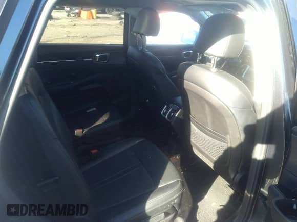 2021 Kia Sorento SX Prestige X-Line with VIN 5XYRKDLF1MG022615, listed as a IAAI auction lot 41270902 with 63,251 mi miles and . Bid and sale history available at DreamBid. Image 8.