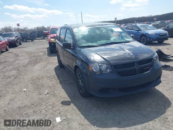 2017 Dodge Grand Caravan SE Plus with VIN 2C4RDGBG7HR606475, listed as a IAAI auction lot 41912731 with 117,196 mi miles and . Bid and sale history available at DreamBid. Image 1.