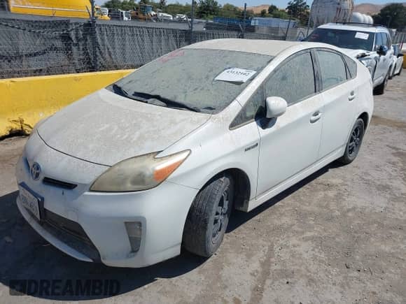 2012 Toyota Prius One with VIN JTDKN3DU9C1577908, listed as a IAAI auction lot 43132102 with 237,577 mi miles and . Bid and sale history available at DreamBid. Image 2.