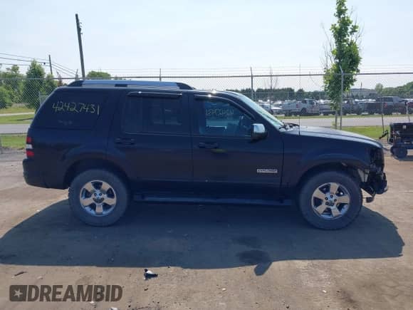2006 Ford Explorer Limited with VIN 1FMEU75E96UA20283, listed as a IAAI auction lot 42427431 with 236,141 mi miles and . Bid and sale history available at DreamBid. Image 14.