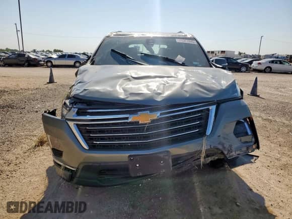 2023 Chevrolet Traverse LT Cloth z VIN 1GNERGKW8PJ168860, wystawiony jako Copart lot #71367045 z przebiegiem Nie podano mil oraz Szkoda całkowita • Salvage title. Historia ofert i sprzedaży dostępna na DreamBid. Obrazek 5.